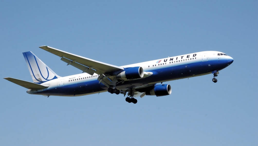 United Stock High Despite PR Nightmares United Stock High Despite PR Nightmares