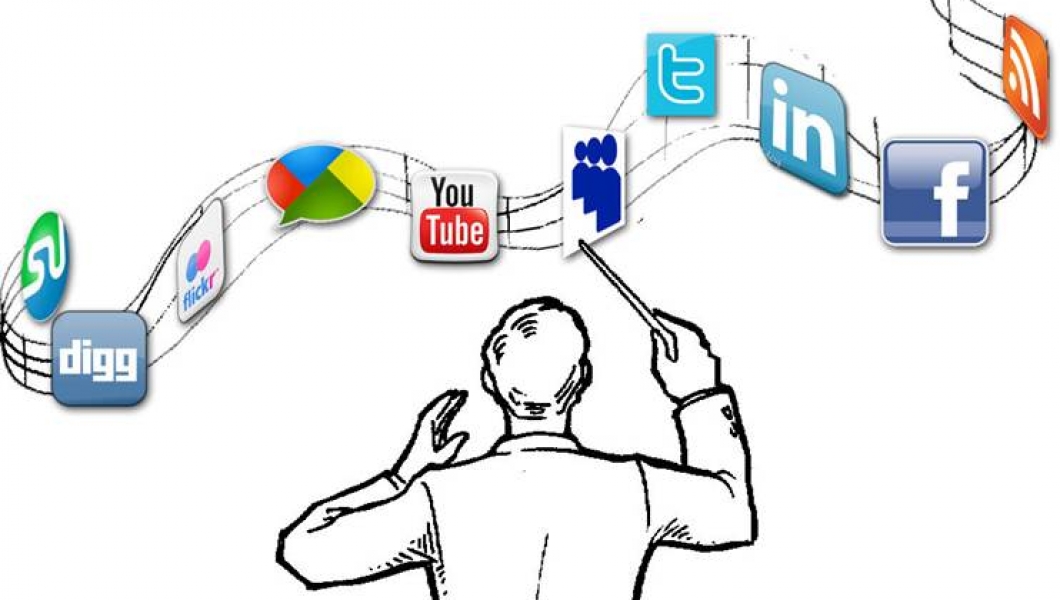Four Ways to Motivate Volunteers to Use Social Media Four Ways to Motivate Volunteers to Use Social Media